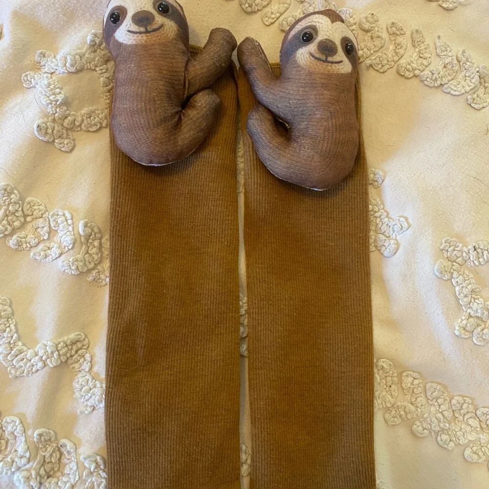 Adorable Sloth Socks with Plush 3D Sloth Appliques - Brown